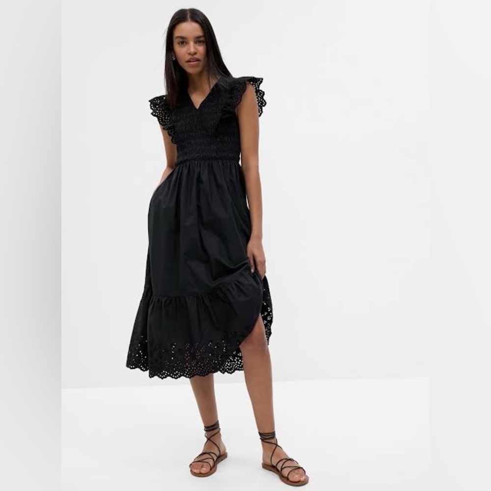 Gap Ruffle Sleeve Smocked V-Neck Midi Dress | Black | XXL